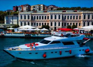 Istanbul Bosphorus yacht Tour 